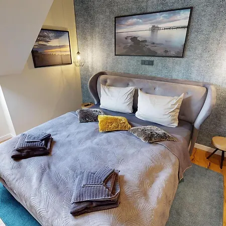 Heaven House Penthousewohnung Sterngucker Mit Whirlpool דירה *